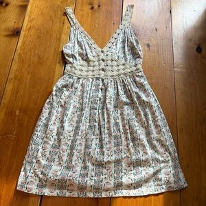 Corchet floral dress